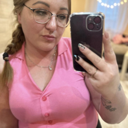 Linda is looking for singles for a date