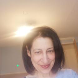 Francine is looking for singles for a date
